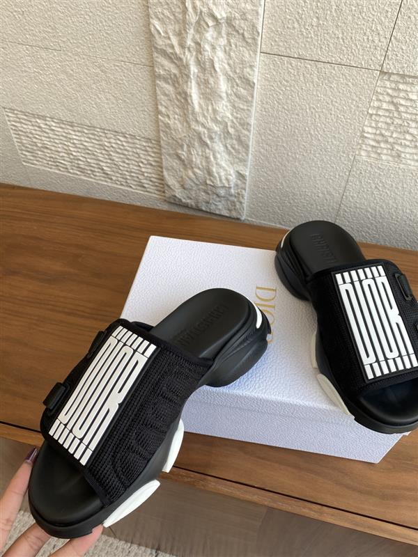 20251128184322940 280